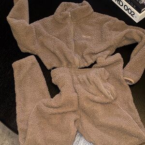 Skims Teddy Zip Up Crop Jacket and Joggers size XS in both